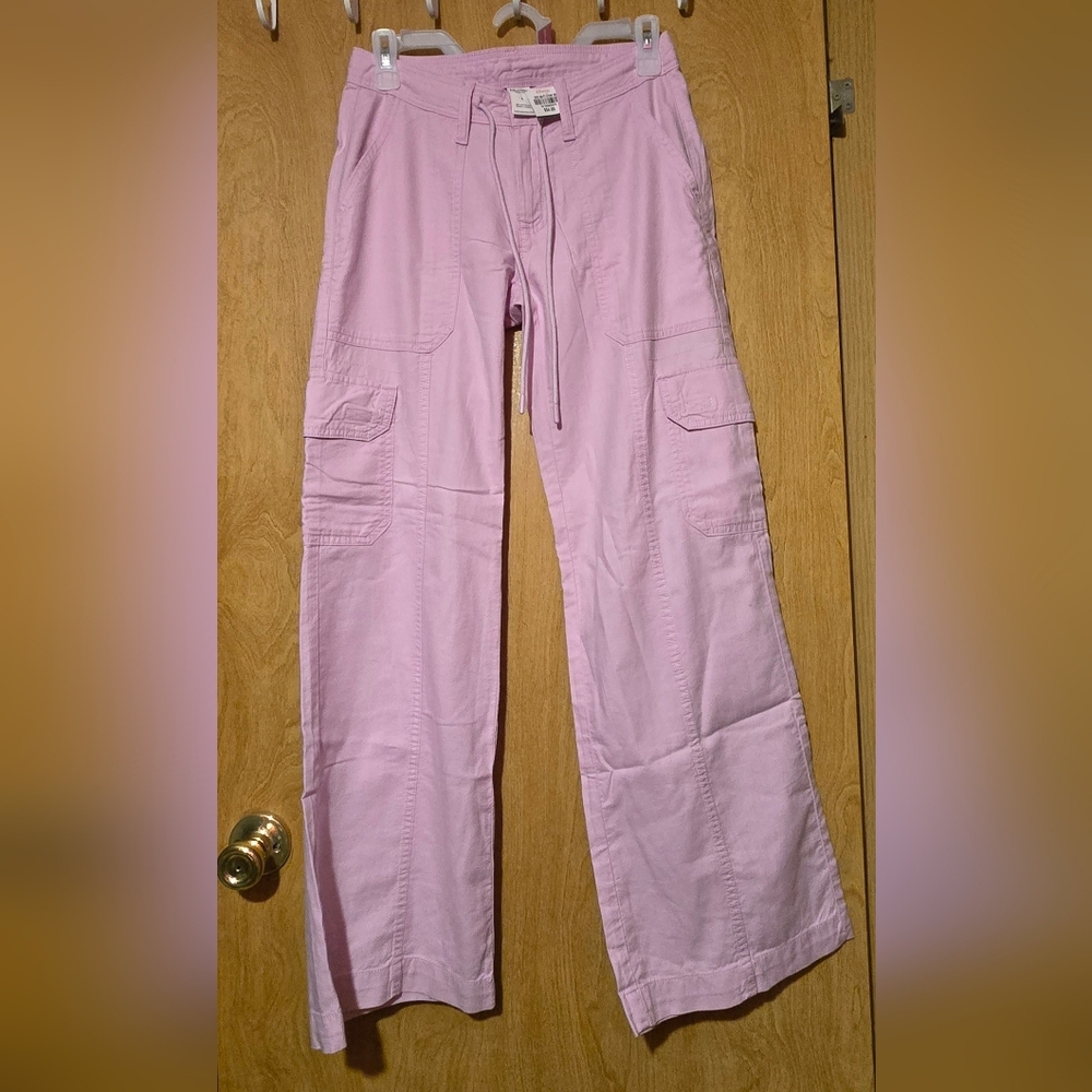 Arizona Jean Co 'Y2K' Stylr Pink Wide Leg Cargo Parachute Pants Size 0 - NWT